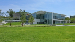 photo1